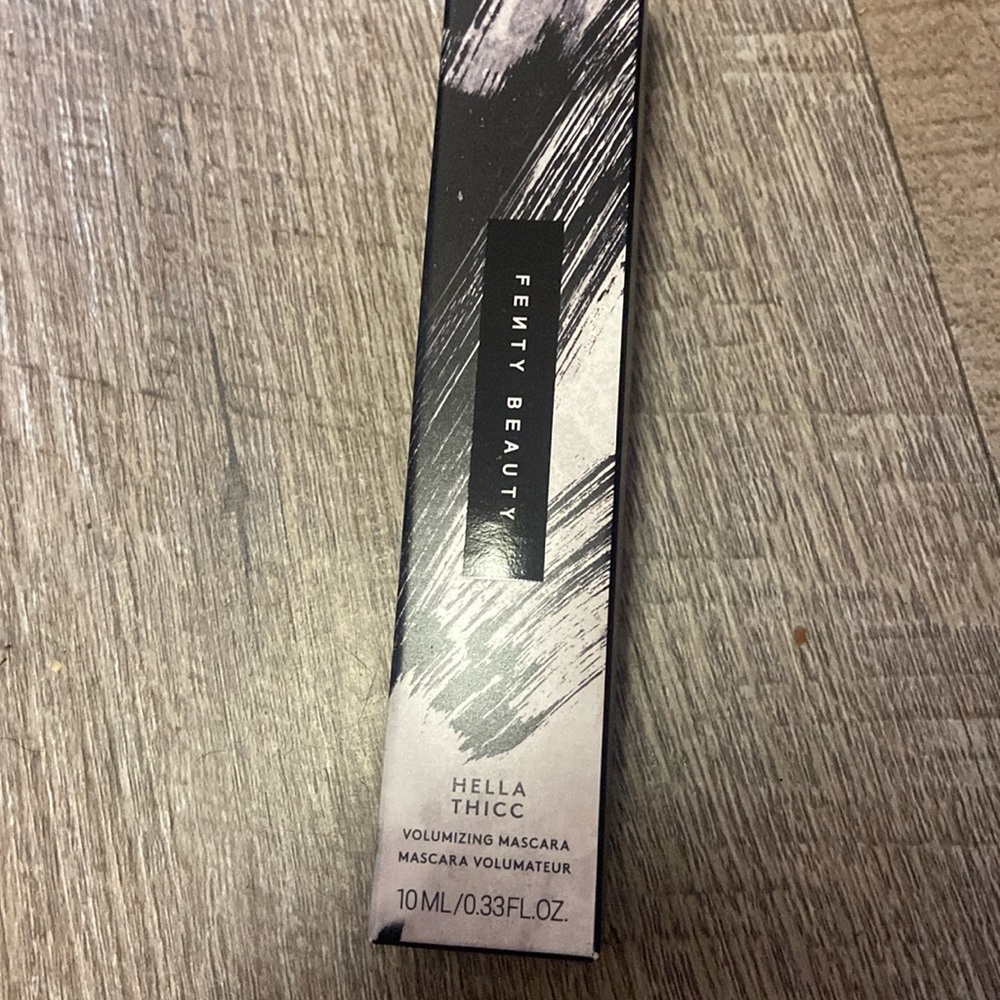 Fenty beauty hella beauty mascara